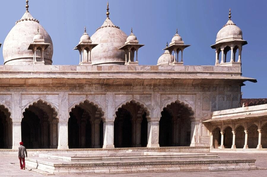 Жемчужная мечеть (Moti Masjid) в Лахоре Жемчужная мечеть (Moti Masjid) в Лахоре